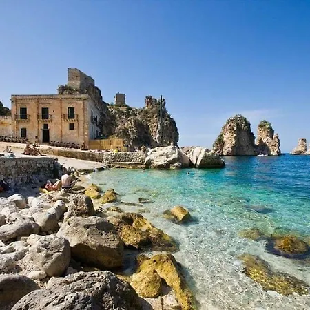 Arato Summer Trappeto (Sicily)
